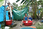 America_del_Sur;Sudamerica;gente;personas;sociedad;actividades_sociales;gente_trabajando;trabajadores;trabajo;mujeres_trabajadoras;mujer_trabajadora;mujeres_trabajando;mujeres_lavando_ropa;medio_rural;aldeas;tropico;zonas_tropicales;jovenes;joven;adolescentes;chica;chicas;razas_y_etnias;nativo_americano;sudamericano;latinoamericano;indigenas;tercer_mundo;pobreza