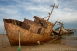 Africa;Mauritania;desierto_del_Sahara;el_Sahel;naturaleza_y_medioambiente;medioambiental;masas_agua;agua;mares_y_oceanos;mar;oceano_Atlantico;playa;transporte;medios_transporte;transporte_maritimo;navegacion;navegando;barco;barcos;barcos_pesca;abandonado;fuera_servicio;paisajes;puesta_Sol;atardecer;ocaso