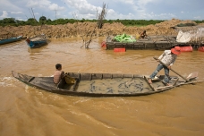 Embarcadero en el río Mekong, Camboya